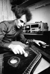 François Bayle av Bernard Perrine