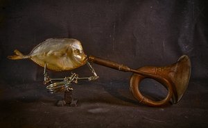 Surrealistisk fiskehorn av Brig Barkow