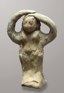 Figur av en sørgende, fra Azor, Israel (leire)