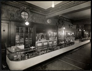En bar på Robert Treat Hotel, Newark, New Jersey, 1916 (sølv gelatintrykk) av Byron Company