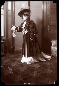 Anna Held, 1904 (sølv gelatintrykk)