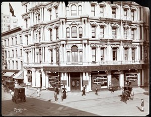 Gilsey House, Broadway and 29th Street, New York, 1906 (sølv gelatintrykk) av Byron Company