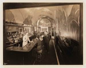 Hotel Woodward, interiør, baren, med mennesker, 1937 (gelatinsølvtrykk)