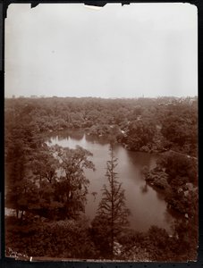 Utsikt over Central Park fra 4. etasje på Plaza Hotel, 5th Avenue og 59th Street, 1907 (sølv gelatintrykk) av Byron Company
