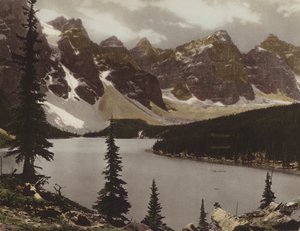 Moraine Lake og Valley of Ten Peaks (fargebilde)