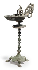 En bysantinsk oljelampe og stativ av bronse, ca. 500-600-tallet e.Kr. (bronse) av Byzantine School