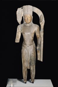 Stående statue av Harihara, Phnom Da Style, fra Angkor Borei (sandstein)