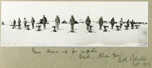 Våpen trukket opp for inspeksjon på stranden, Khan Yunis, september 1917