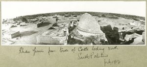 Khan Yunis fra slottstårnet, Sør-Palestina, juli 1917 av Capt. Arthur Rhodes