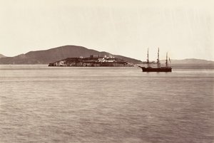 Alcatraz Island, San Francisco, 1868-69, trykt ca. 1876. av Carleton Emmons Watkins