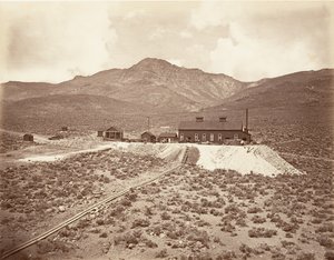 Bygninger av Sutro Tunnel, 1875, trykt ca. 1876. av Carleton Emmons Watkins