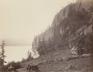Kapp Horn, Columbia-elven, 1867 (bilde) av Carleton Emmons Watkins
