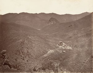 Sutro Tunnel Shaft nr. 2, 1875, trykt ca. 1876. av Carleton Emmons Watkins