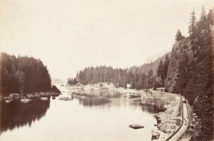 Tooth Bridge, Oregon, 1867, trykt ca. 1876. av Carleton Emmons Watkins