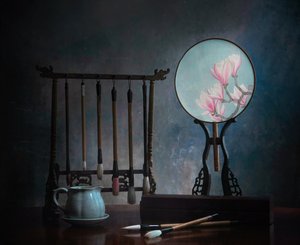 Stilleben med kinesisk magnolia