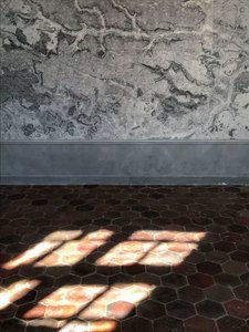 Komposisjon - Arkitektur - Detaljer, 2019 (foto) av Cécile Jamet