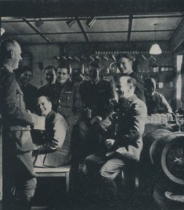 Drinker hele veien, 1941 av Cecil Beaton