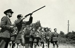 RAF-personell som lærte å skyte med våpen under andre verdenskrig, 1941.