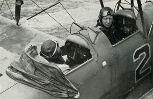 RAF-pilot lærte å fly under andre verdenskrig, 1941.