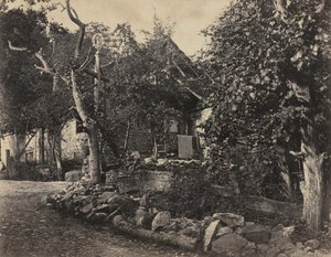 Landlig scene med steinbygning og kors, ca. 1857. av Charles Fortunat Paul Casimir Perier