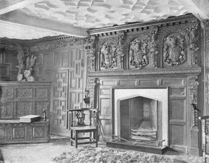 Birtsmorton Court: The Old Parlor