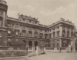 Somerset House, utsikt over gårdsplassen av Charles Latham