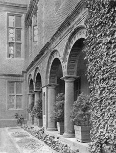 Sør-Vest Loggia av Charles Latham