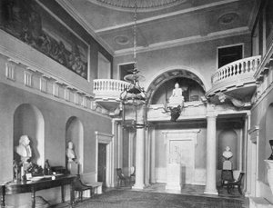 Inngangshallen av Charles Latham