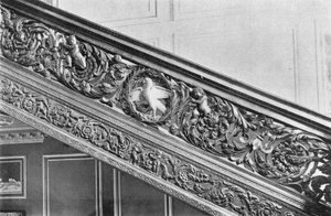 Den gjennomborede utskjæringen av balustraden av Charles Latham
