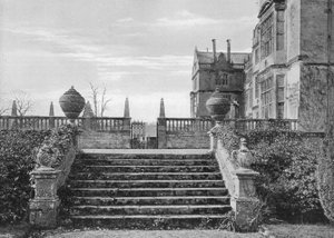 Terrassetrappen fra Sunk Privy Garden av Charles Latham
