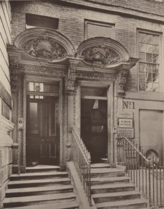 To døråpninger, Laurence Pountney Hill, East Central av Charles Latham