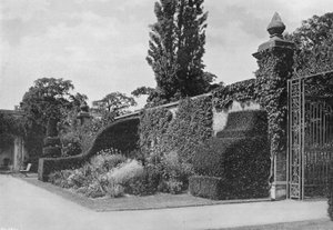 Barlind Buttress, Alkovevandringen av Charles Latham