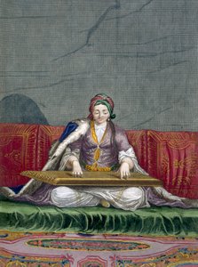 Tyrkisk jente som spiller et tastaturplukkeinstrument, pub. 1707-08. av Charles de Ferriol