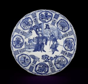 Blått og hvitt kraakfat malt med krigere, Wanli, 1590-1610 (porselen)