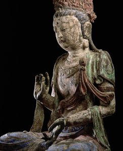 Stor sittende bodhisattva med løftede hender, Jin-dynastiet (1115-1234) (tre og pigment) (detalj) (se 206546) av Chinese School