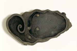 Tuan blekkstein i form av et konkylie, Ching-dynastiet, sent på 1800- til tidlig midten av 1800-tallet (utskåret stein)