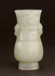 Fartøy med elefantformede ører, ca. 1100-1300-tallet av Chinese School