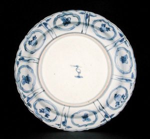 Undersiden av en blå og hvit kraakplate, Egret-merke, Wanli, 1595-1605 (porselen) (se 205990)