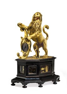 Striking and Automaton Lion Clock, ca. 1640 (forgylt messing og ibenholt) av Christoff Miller