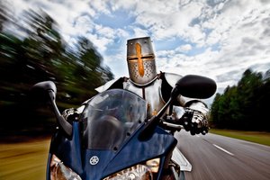 Ridder på motorsykkel av Christophe Kiciak