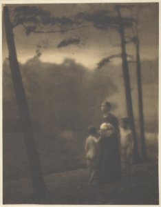 Kveld – mor og gutter av Clarence H. White