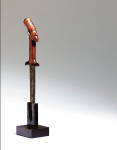 Mangbetu kniv (tre og metall)
