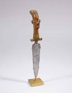 Mangbetu kniv (tre og metall)