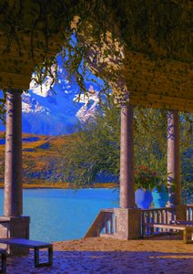Pergola med utsikt over fjell og innsjø av CosmoZach