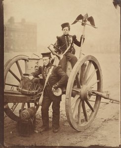 Trompetist Gritten og trompetist Lang i Woolwich, 1856. av Cundall and Howlett