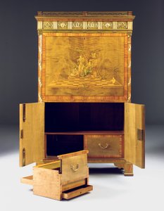 Neoclassic secretaire a batattant, ca. 1775 (ormolu-montert platan, burr barlind, beiset tulipanved og intarsia) se også 491918-19)