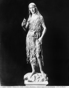 Støttet av Santa Maria (Wood)