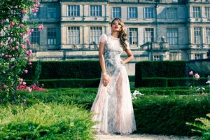 Emma McQuiton (bilde) av Diana Gomez