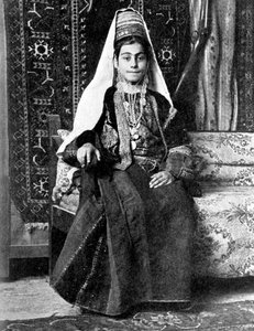 Kristen kvinne i brudekjole, Palestina, 1936.