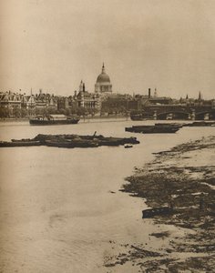 Embankment og Blackfriars fra South End of Waterloo Bridge, c1935. av Donald McLeish